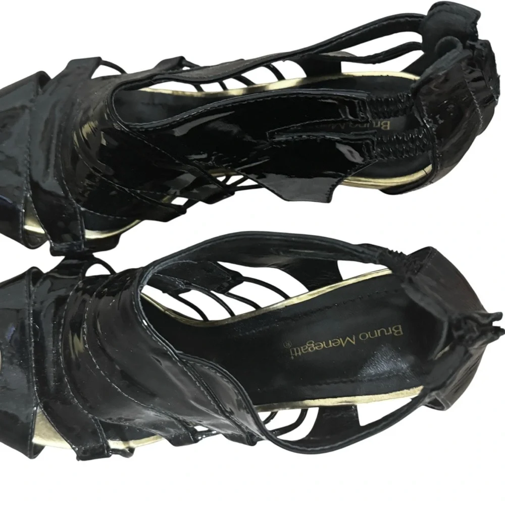 Bruno Menegatti Black Patant Leather cut out stiletto‎ 4.5in high heel sandals 9